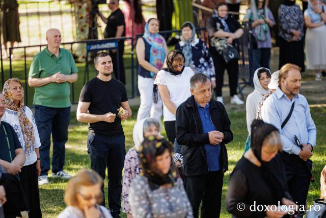Liturghie arhierească săvârșită de PS Andrei al Covasnei și Harghitei la Suceava