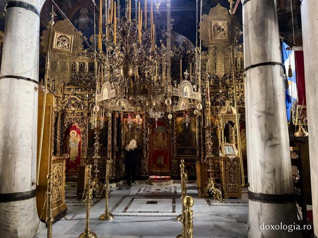 Icoana făcătoare de minuni a Maicii Domnului de la Mănăstirea Ikosifinissa