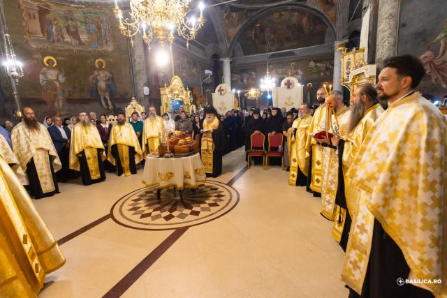 Priveghere la Mănăstirea Pasărea în ajunul canonizării locale ale Sfintelor Cuvioase Elisabeta și Filofteia