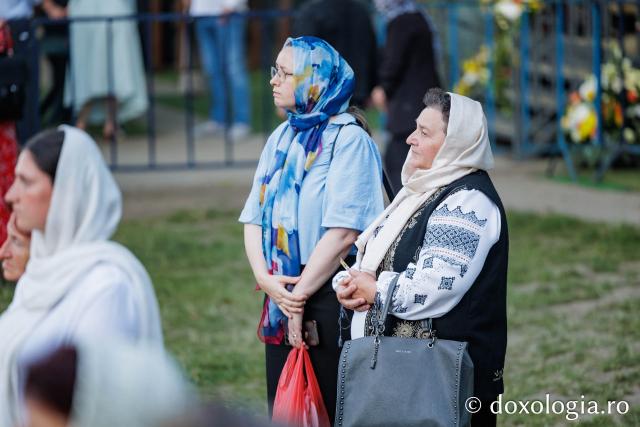 Priveghere în cinstea Sfinților Cuvioși Cleopa și Paisie la Catedrala Arhiepiscopală din Suceava