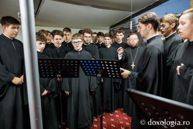 Priveghere în cinstea Sfinților Cuvioși Cleopa și Paisie la Catedrala Arhiepiscopală din Suceava