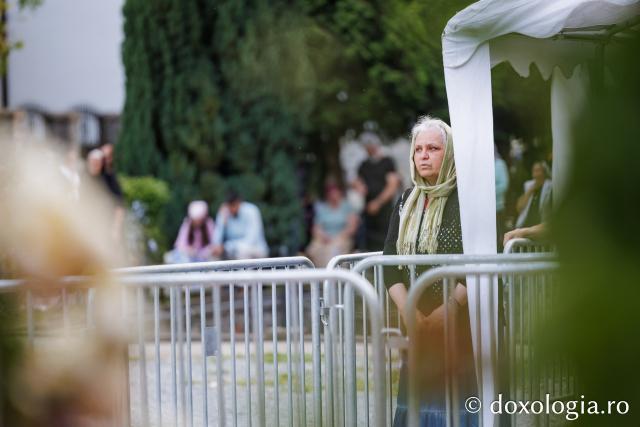 Priveghere la Mănăstirea Râmeț în cinstea Sfintei Cuvioase Filotimia