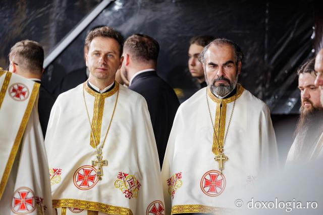 Slujbă de Priveghere în cinstea Sfântului Mare Mucenic Ioan cel Nou de la Suceava