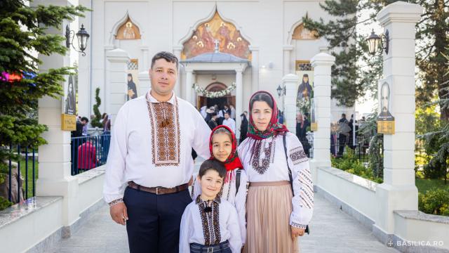 Proclamarea locală a canonizării Sfintelor Filofteia și Elisabeta de la Pasărea