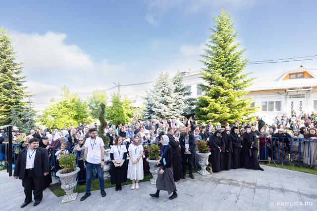 Proclamarea locală a canonizării Sfintelor Filofteia și Elisabeta de la Pasărea