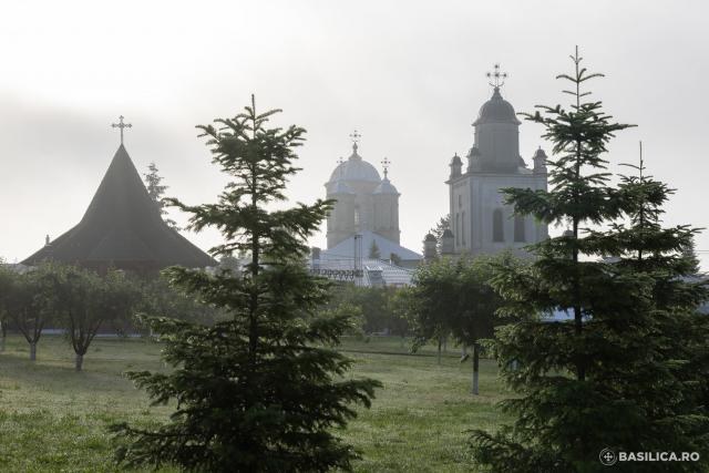Proclamarea locală a canonizării Sfintelor Filofteia și Elisabeta de la Pasărea