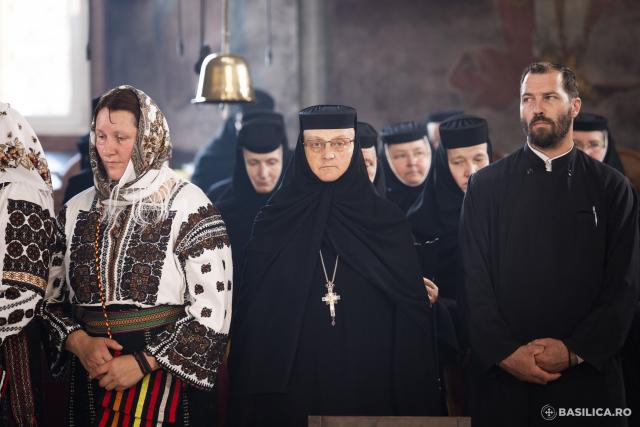 Proclamarea locală a canonizării Sfintelor Filofteia și Elisabeta de la Pasărea