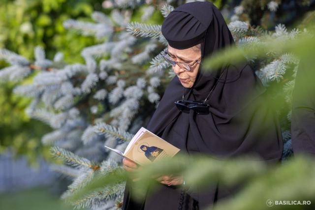 Proclamarea locală a canonizării Sfintelor Filofteia și Elisabeta de la Pasărea