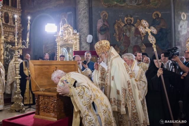 Proclamarea locală a canonizării Sfintelor Filofteia și Elisabeta de la Pasărea