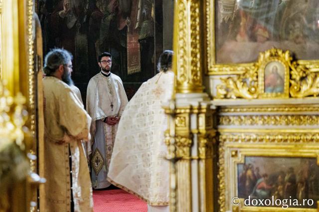 Revederea de 10 ani a promoției 2016 a Facultății de Teologie Ortodoxă din Iași