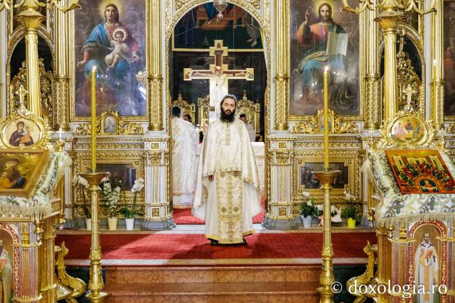 Revederea de 10 ani a promoției 2016 a Facultății de Teologie Ortodoxă din Iași