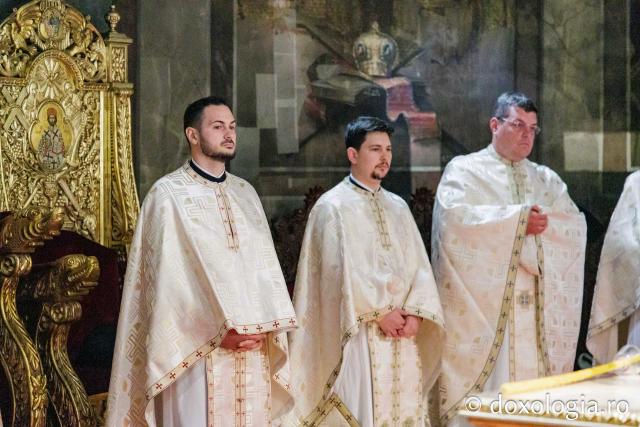 Revederea de 10 ani a promoției 2016 a Facultății de Teologie Ortodoxă din Iași