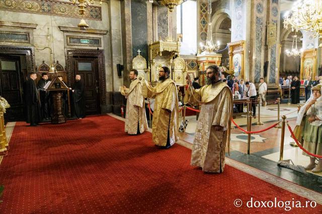 Revederea de 10 ani a promoției 2016 a Facultății de Teologie Ortodoxă din Iași