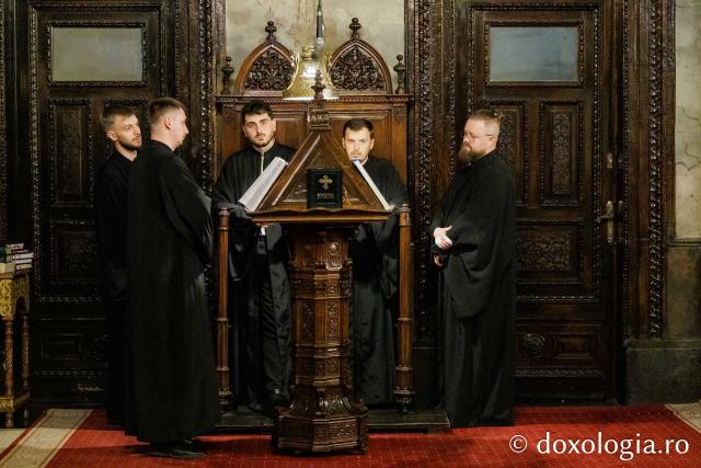Revederea de 10 ani a promoției 2016 a Facultății de Teologie Ortodoxă din Iași