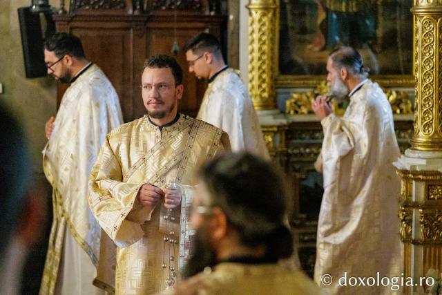 Revederea de 10 ani a promoției 2016 a Facultății de Teologie Ortodoxă din Iași