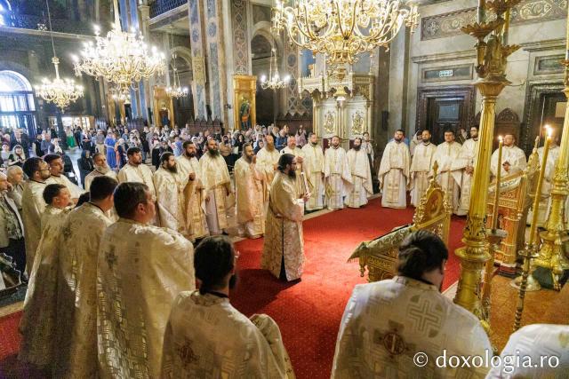 Revederea de 10 ani a promoției 2016 a Facultății de Teologie Ortodoxă din Iași