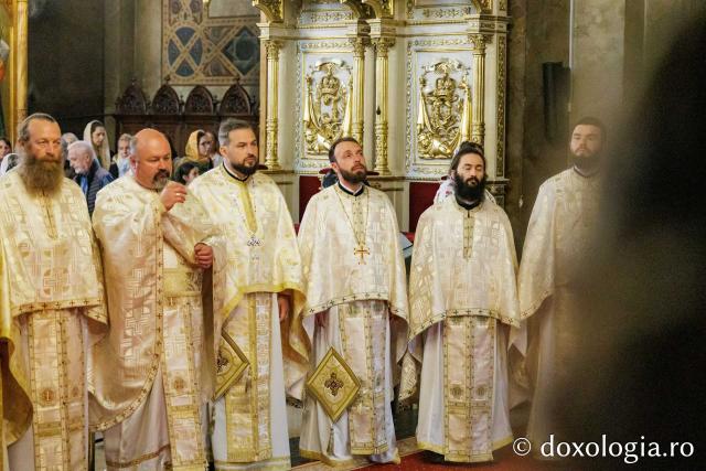 Revederea de 10 ani a promoției 2016 a Facultății de Teologie Ortodoxă din Iași