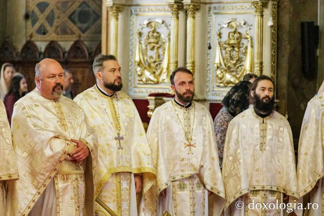 Revederea de 10 ani a promoției 2016 a Facultății de Teologie Ortodoxă din Iași
