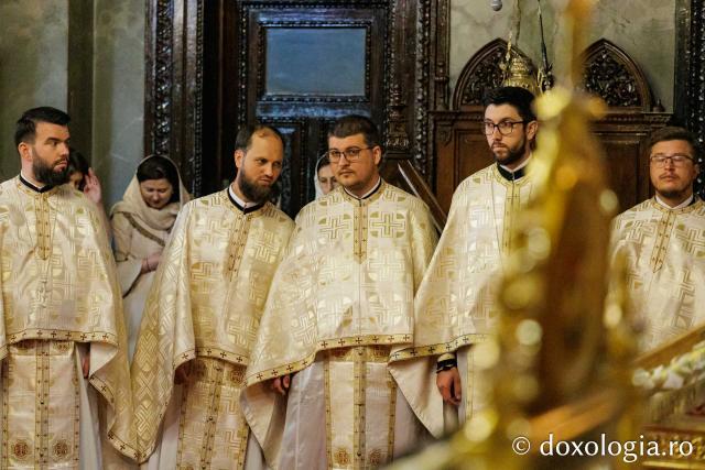 Revederea de 10 ani a promoției 2016 a Facultății de Teologie Ortodoxă din Iași