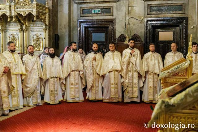 Revederea de 10 ani a promoției 2016 a Facultății de Teologie Ortodoxă din Iași