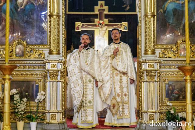 Revederea de 10 ani a promoției 2016 a Facultății de Teologie Ortodoxă din Iași
