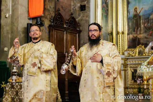 Revederea de 10 ani a promoției 2016 a Facultății de Teologie Ortodoxă din Iași