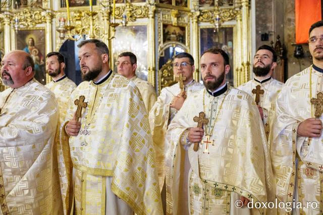 Revederea de 10 ani a promoției 2016 a Facultății de Teologie Ortodoxă din Iași