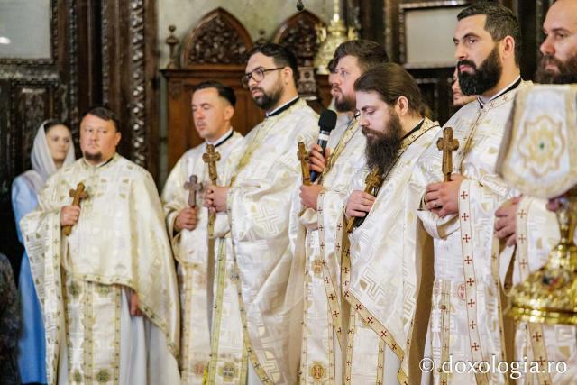 Revederea de 10 ani a promoției 2016 a Facultății de Teologie Ortodoxă din Iași