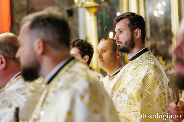 Revederea de 10 ani a promoției 2016 a Facultății de Teologie Ortodoxă din Iași