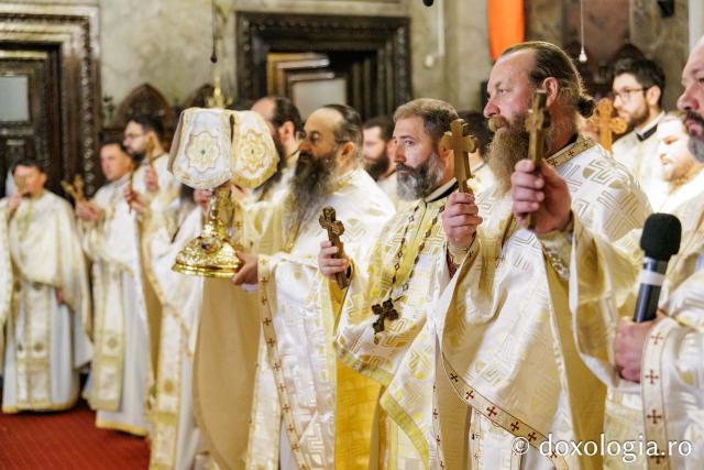 Revederea de 10 ani a promoției 2016 a Facultății de Teologie Ortodoxă din Iași