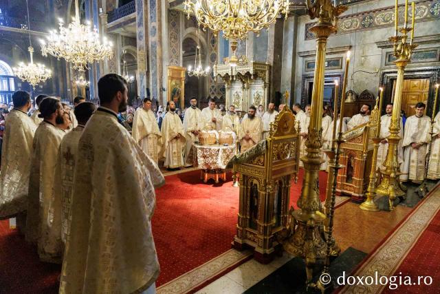 Revederea de 10 ani a promoției 2016 a Facultății de Teologie Ortodoxă din Iași