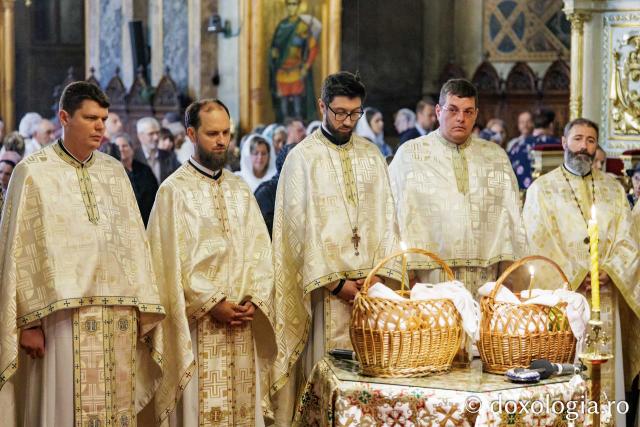 Revederea de 10 ani a promoției 2016 a Facultății de Teologie Ortodoxă din Iași