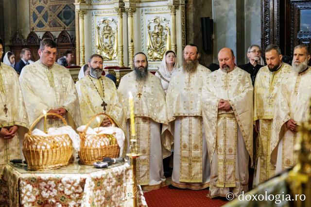 Revederea de 10 ani a promoției 2016 a Facultății de Teologie Ortodoxă din Iași
