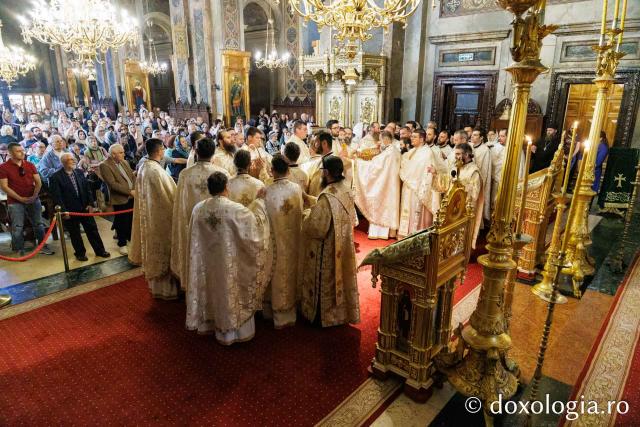 Revederea de 10 ani a promoției 2016 a Facultății de Teologie Ortodoxă din Iași