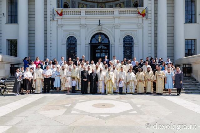 Revederea de 10 ani a promoției 2016 a Facultății de Teologie Ortodoxă din Iași