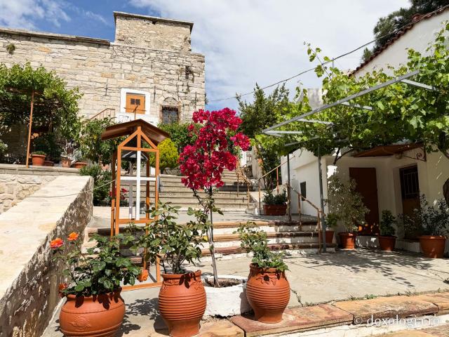 Mănăstirea „Sfânta Matrona” din Chios