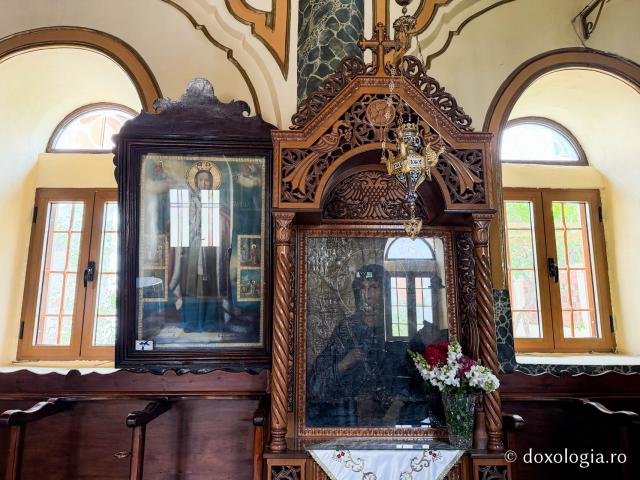 Mănăstirea „Sfânta Matrona” din Chios