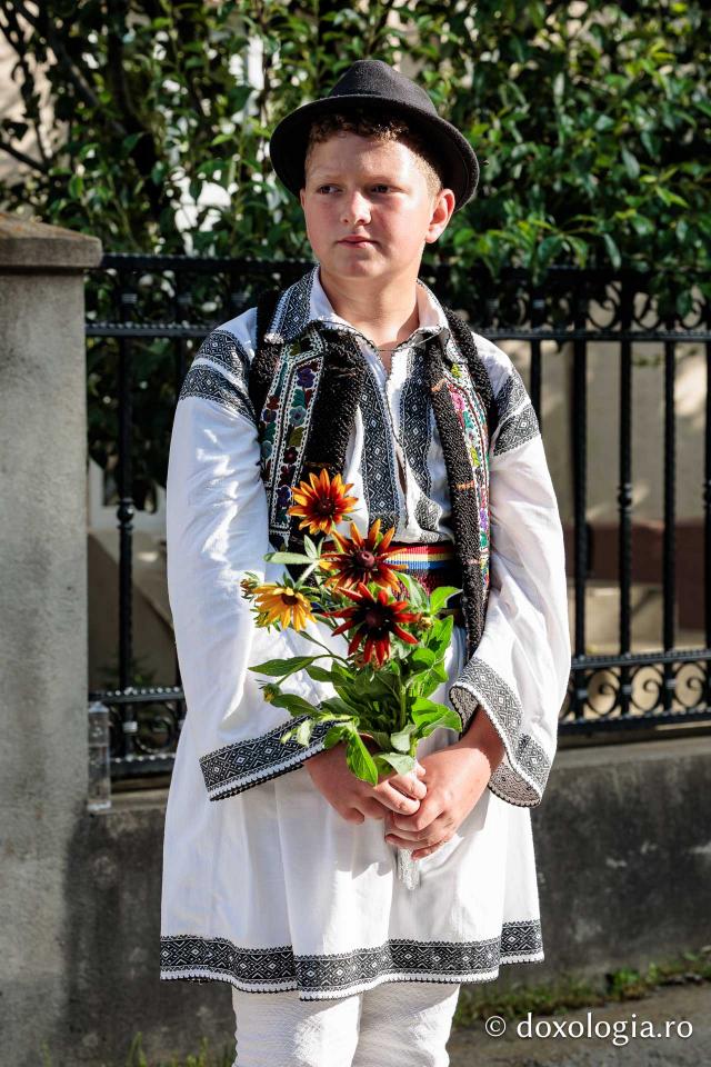 Rugăciune și bucurie – credincioși uniți sub ocrotirea Sfintei Olimpiada de la Fărcașa