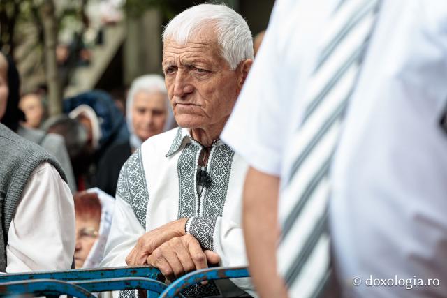 Rugăciune și bucurie – credincioși uniți sub ocrotirea Sfintei Olimpiada de la Fărcașa