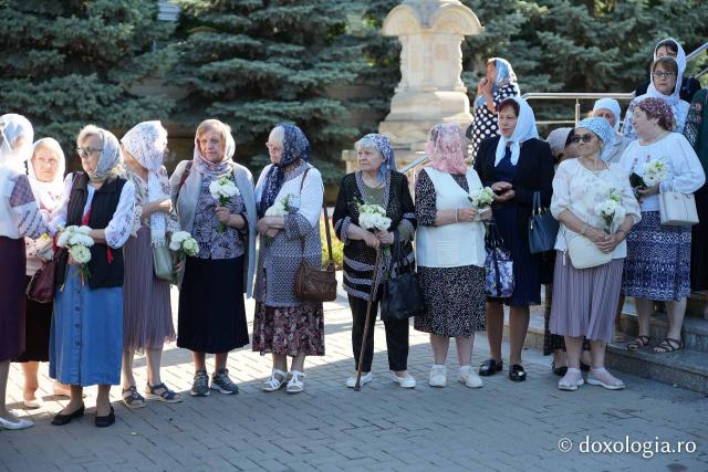 Slujba de întronizare a Înaltpreasfințitul Părinte Antonie în demnitatea de Arhiepiscop al Chișinăului, Mitropolit al Basarabiei și Exarh al Plaiurilor