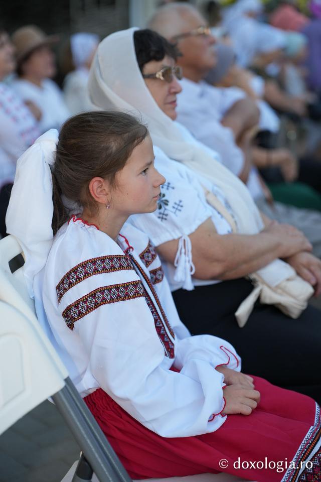 Slujba de întronizare a Înaltpreasfințitul Părinte Antonie în demnitatea de Arhiepiscop al Chișinăului, Mitropolit al Basarabiei și Exarh al Plaiurilor