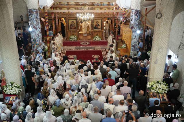 Slujba de întronizare a Înaltpreasfințitul Părinte Antonie în demnitatea de Arhiepiscop al Chișinăului, Mitropolit al Basarabiei și Exarh al Plaiurilor