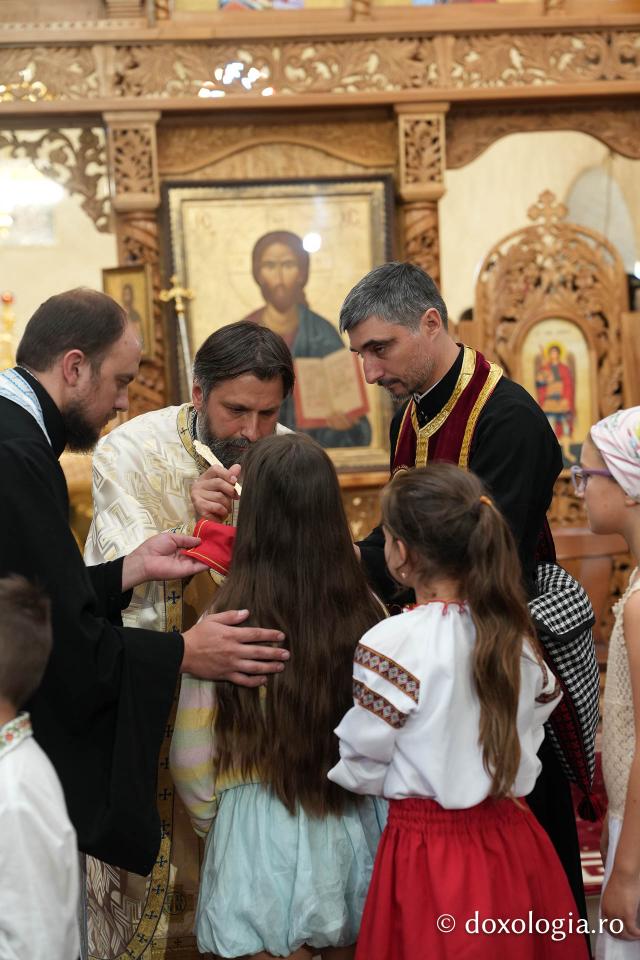 Slujba de întronizare a Înaltpreasfințitul Părinte Antonie în demnitatea de Arhiepiscop al Chișinăului, Mitropolit al Basarabiei și Exarh al Plaiurilor