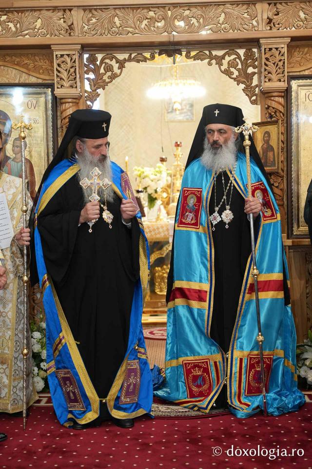 Slujba de întronizare a Înaltpreasfințitul Părinte Antonie în demnitatea de Arhiepiscop al Chișinăului, Mitropolit al Basarabiei și Exarh al Plaiurilor