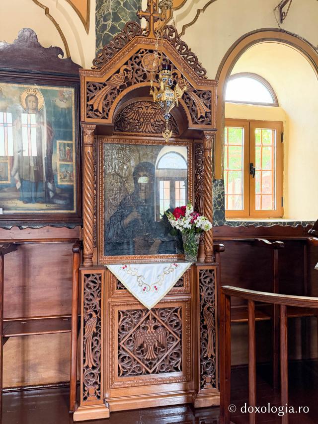 Mănăstirea „Sfânta Matrona” din Chios