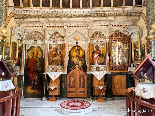 Mănăstirea „Sfânta Matrona” din Chios