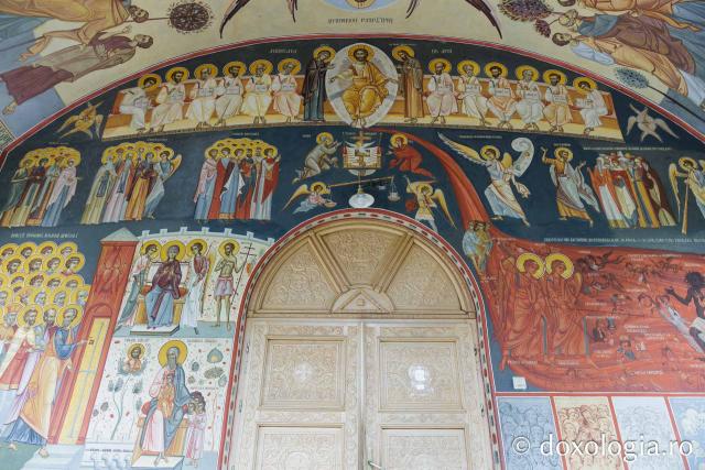 Veșmântul pictural al bisericii Mănăstirii Afteia