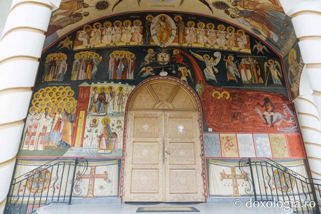 Veșmântul pictural al bisericii Mănăstirii Afteia