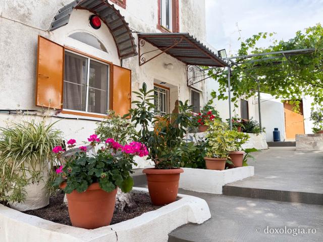 Mănăstirea „Sfânta Matrona” din Chios