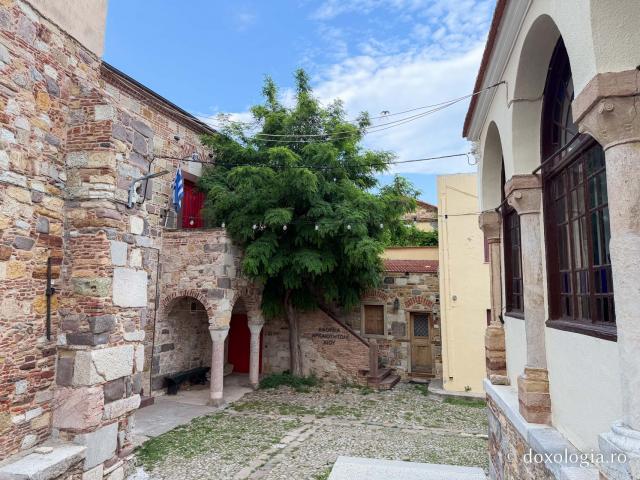 Popas duhovnicesc la biserica „Sfântul Mare Mucenic Gheorghe” din Chios